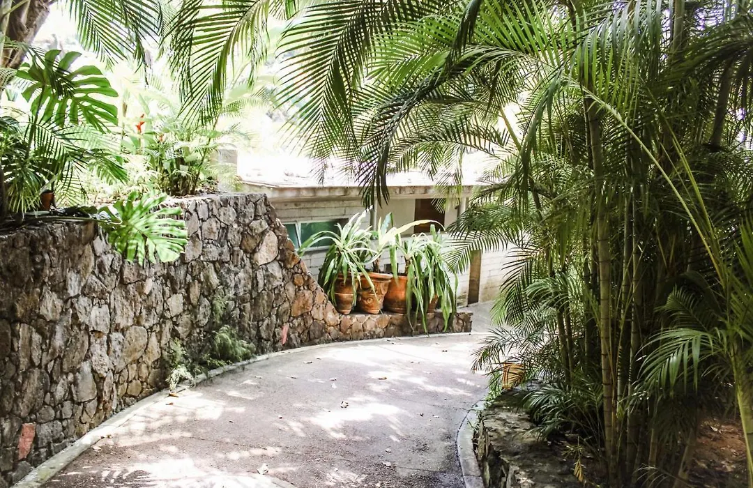 Beyond: Yoga Retreat-1